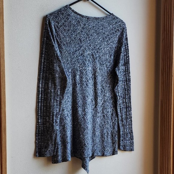 89th & Madison Gray Angled/Ribbed Scoop Neck Jersey Size Medium - Picture 12 of 14